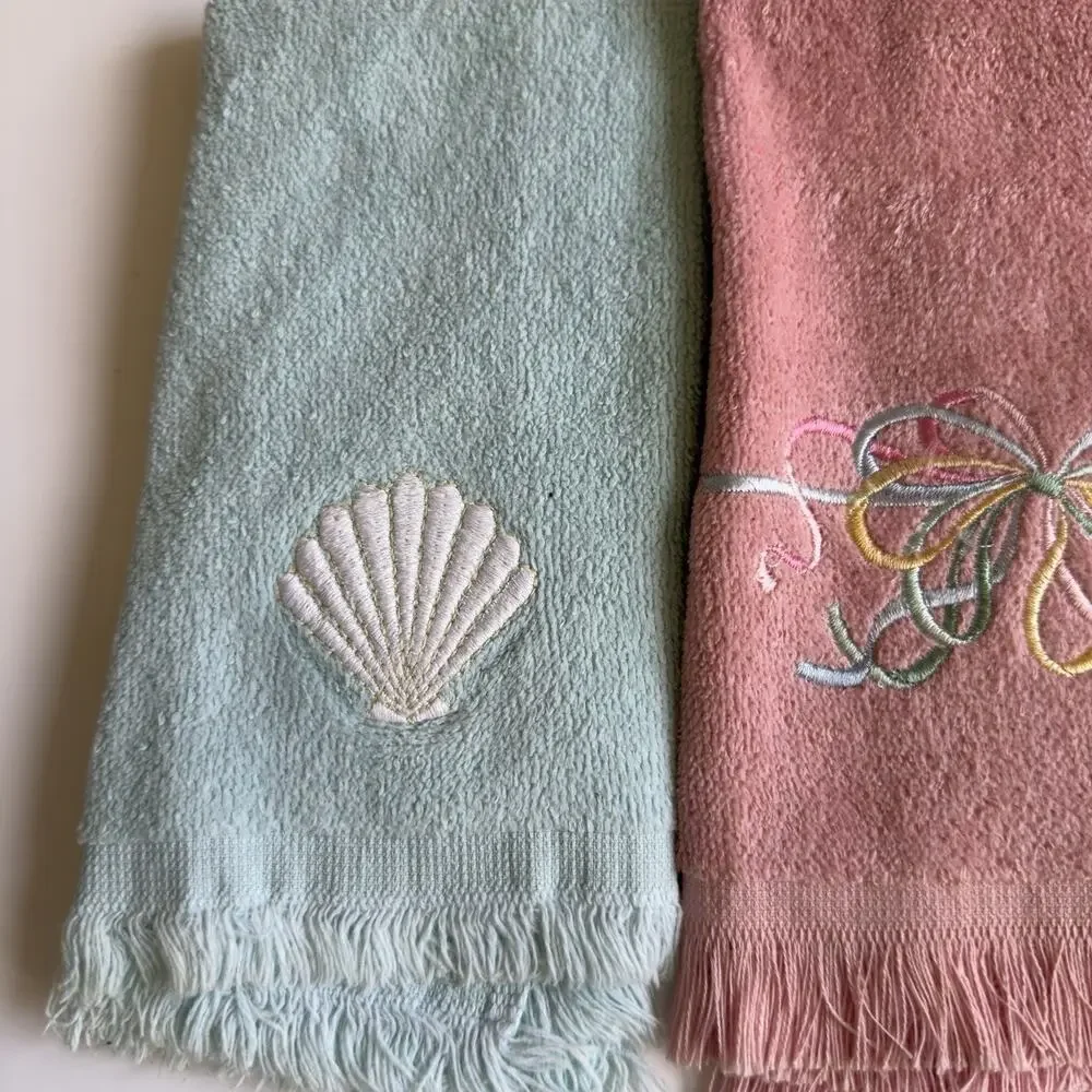 Vintage Mixed Lot Of 4 Hand Fingertip Embroidered Applique Made In USA Blue Pink